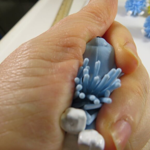 Easter Egg Filler: Porcupine Animal Balls (12) - Picture 3 of 8